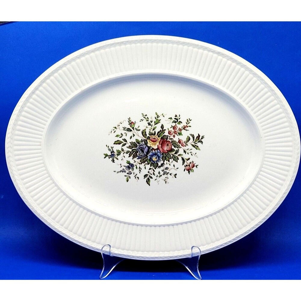 Wedgwood EDME  Conway Oval Platter 15 3/4"
